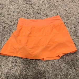 LULULEMON Pace Rival Mid Rise Skirt - Tall size 6